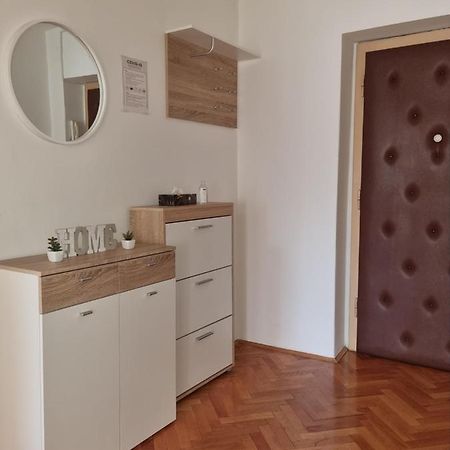 Apartment Stipe Split Buitenkant foto