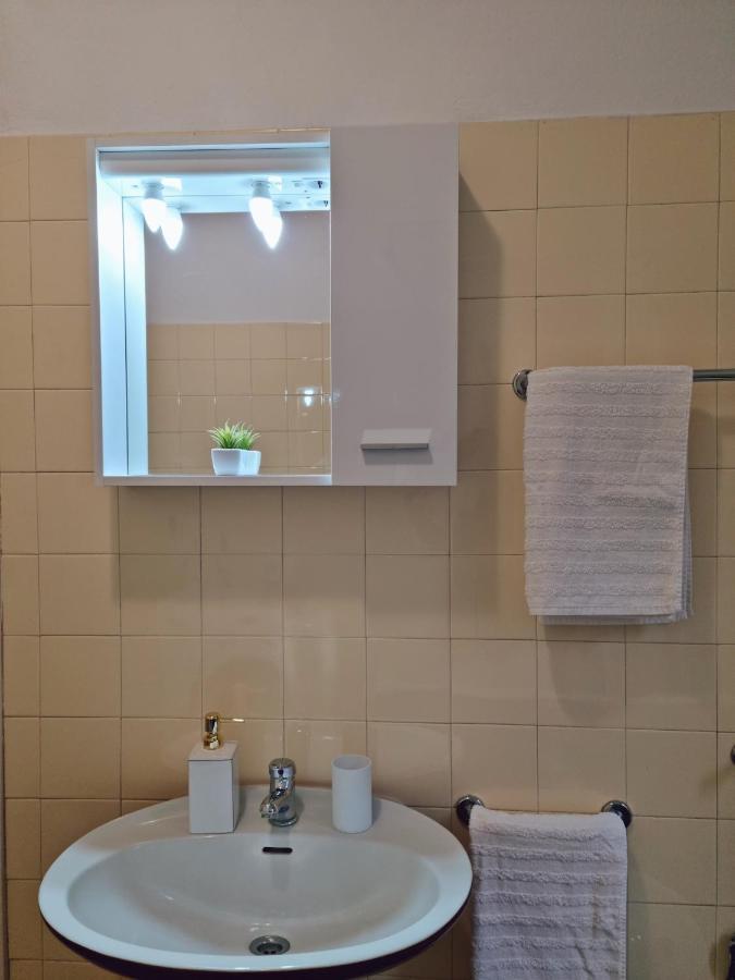 Apartment Stipe Split Buitenkant foto